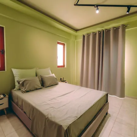 Ananda Apartment *